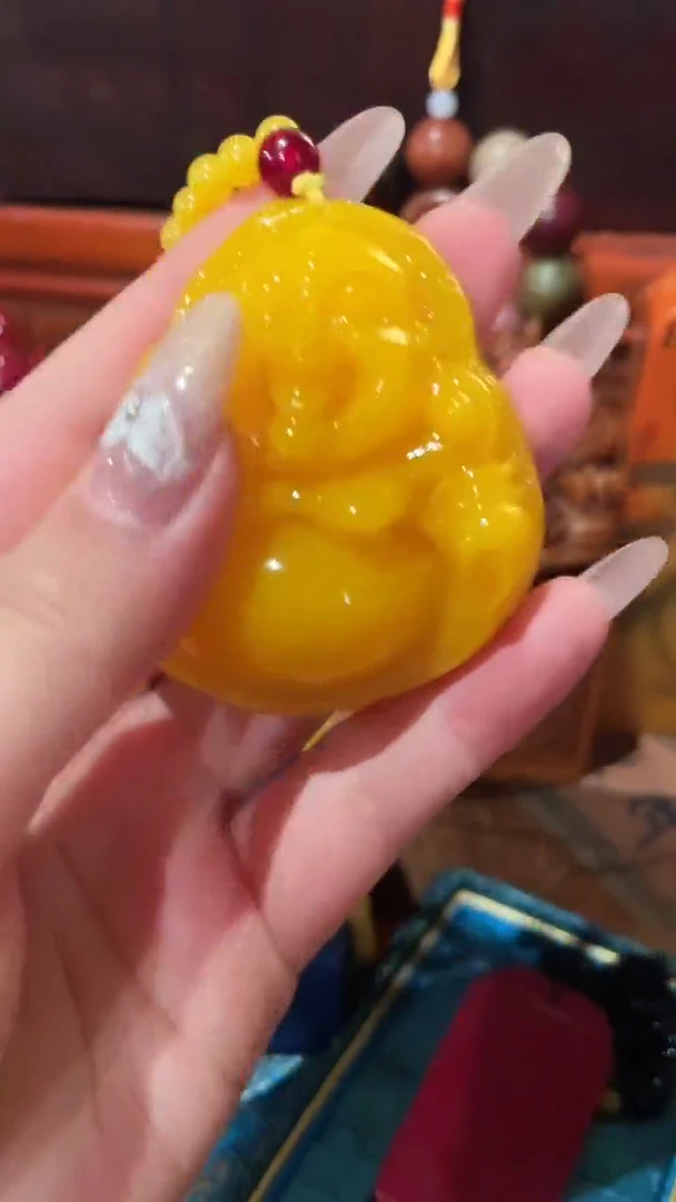 未镶嵌颈饰蜜蜡黄蜜弥勒