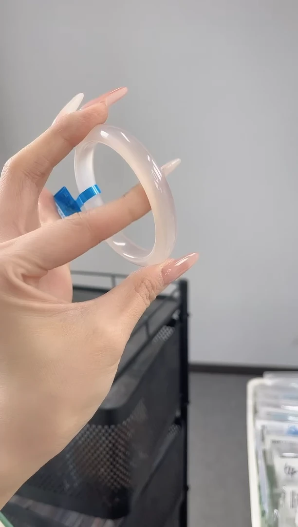 【闪购商品】玛瑙/玉髓手镯未镶嵌57-58圈