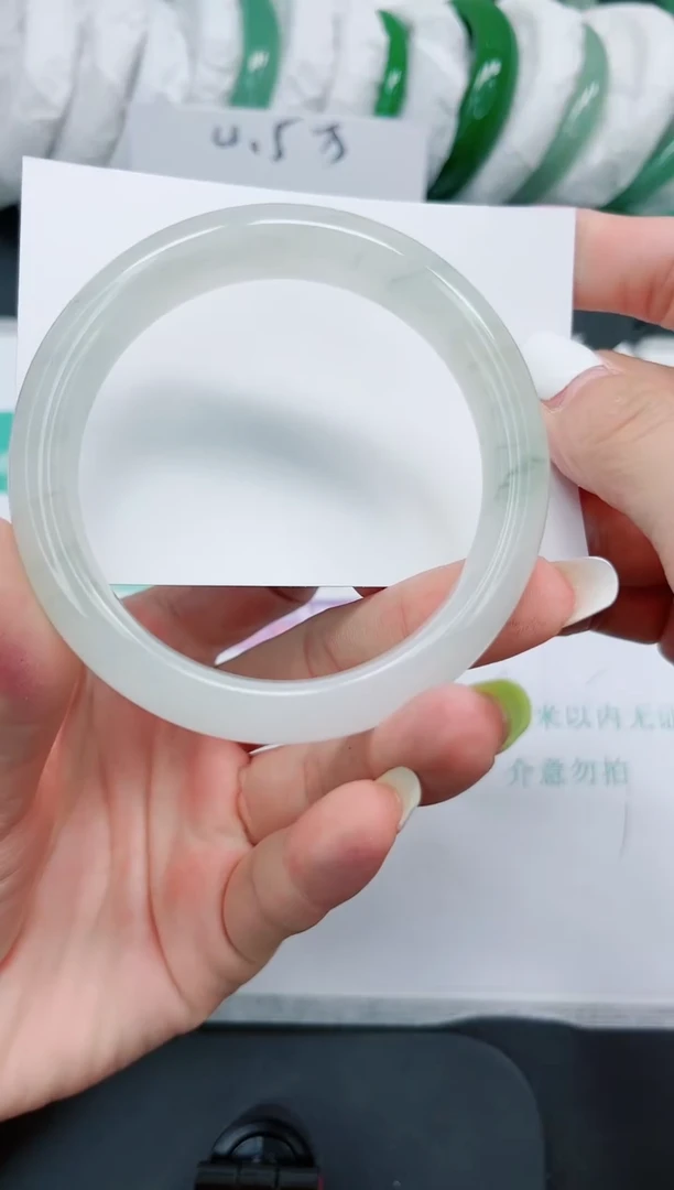 石英质玉手镯未镶嵌269/58