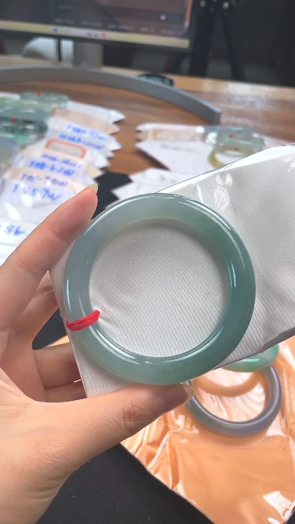 翡翠手镯未镶嵌手镯MY3333