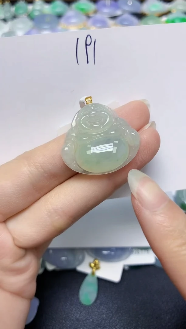 翡翠18K金镶嵌颈饰天然缅甸翡翠A货
