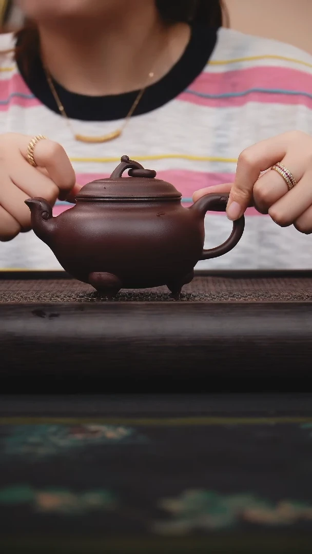 茶壶紫砂黑墩头 三足