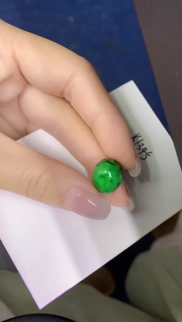 颈饰未镶嵌翡翠缅甸天然翡翠A货