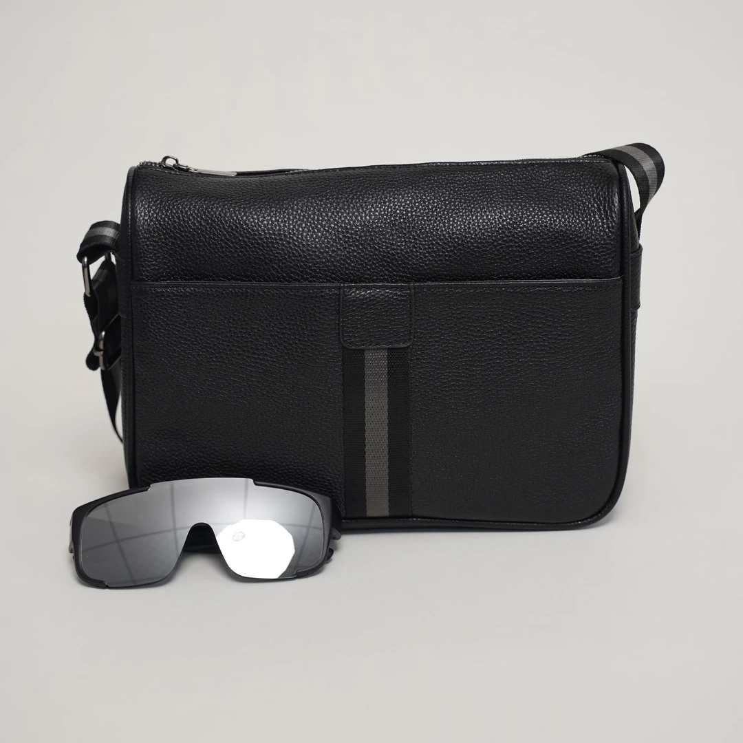 新款头层牛皮小帆船潮流通勤休闲百搭单肩斜挎包