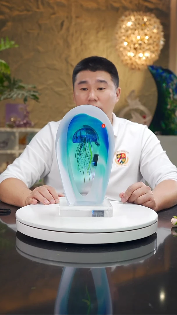 摆件福利设计款蓝色水母摆件