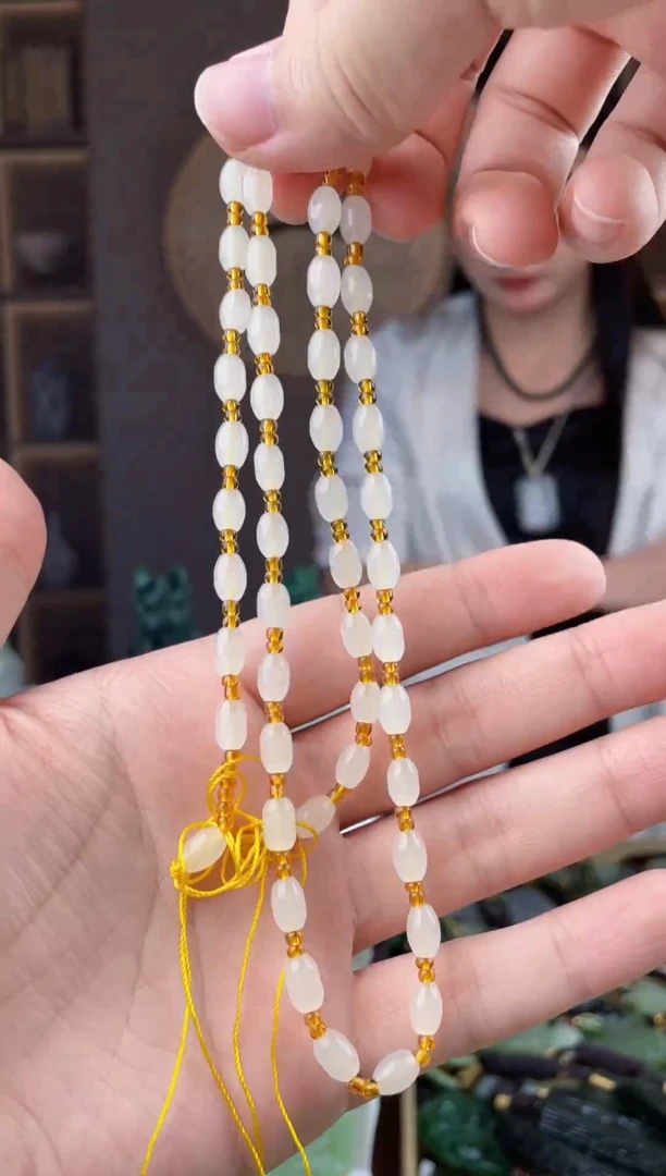 颈饰未镶嵌石英质玉拍一发一，多样性发货