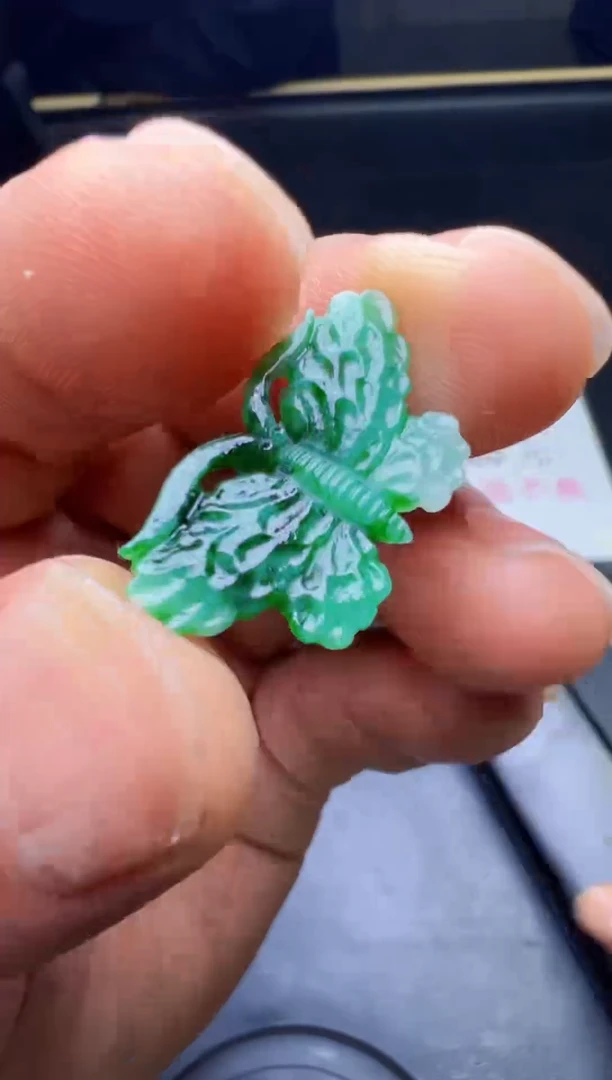 颈饰未镶嵌翡翠天然翡翠A货