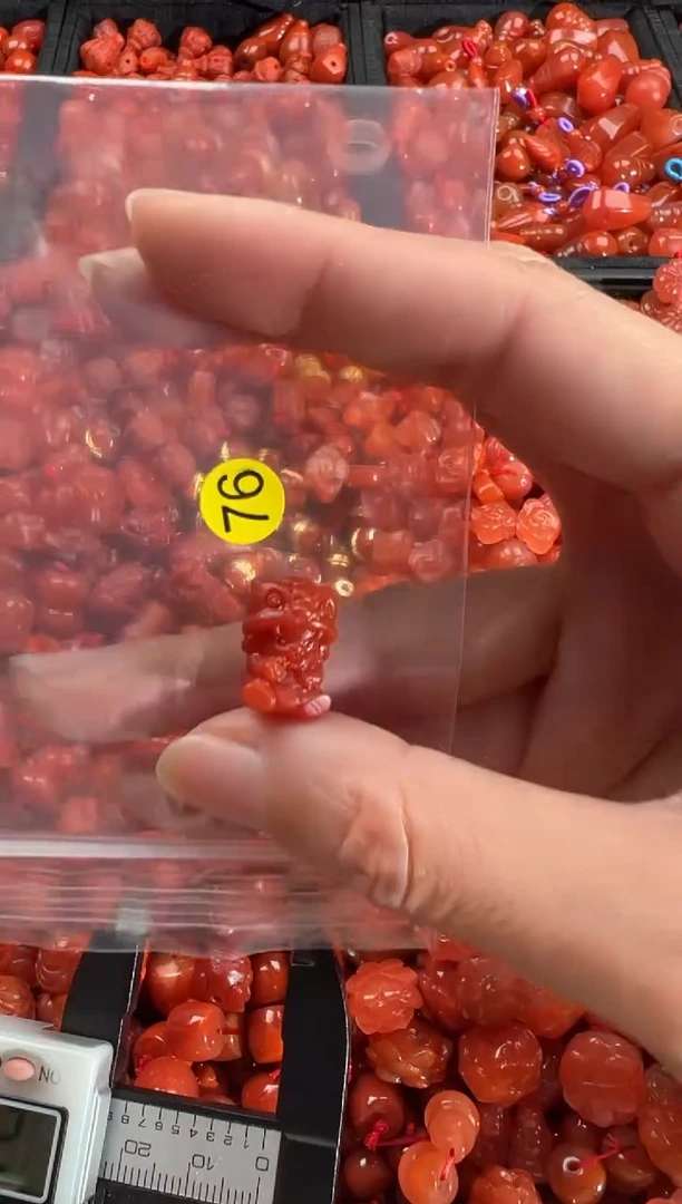 【闪购商品】南红玛瑙颈饰未镶嵌1