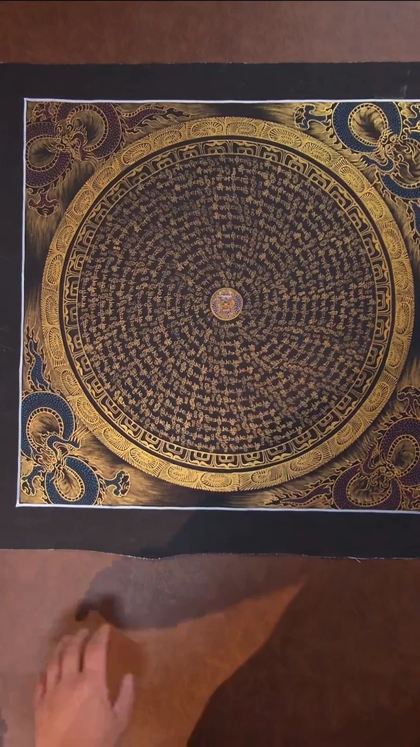 卷轴画四角龙六字手绘唐卡50cm