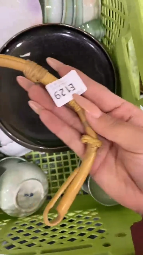 其他?****笑回流瓷器默认微瑕，谨慎勿拍E129