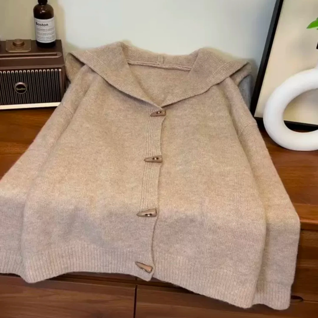 【洛尔专属】连帽纯色牛角扣针织开衫LZ2029