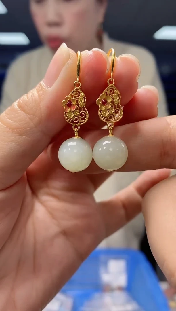 【闪购商品】和田玉耳饰银S925镶嵌   K2419