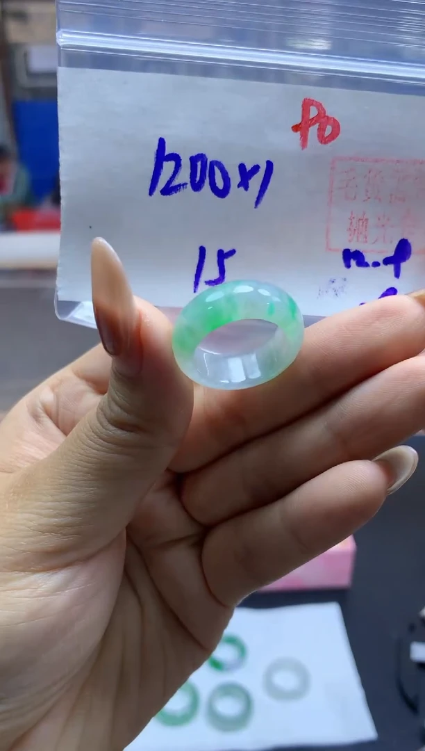 未镶嵌定制翡翠戒圈#1200元-毛货需精细抛光