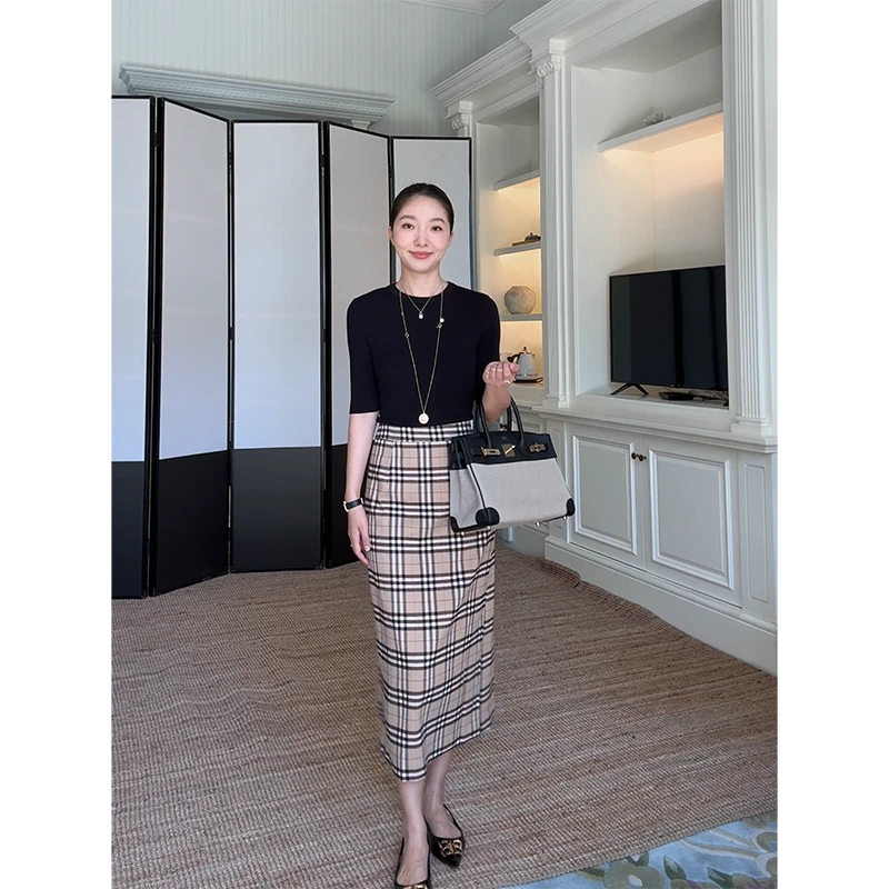 郭九九呢 天丝简约百搭显瘦中袖打底针织衫格子半裙 G925Z01907