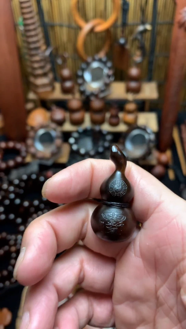 【闪购商品】木枣木刻字葫芦一物一拍