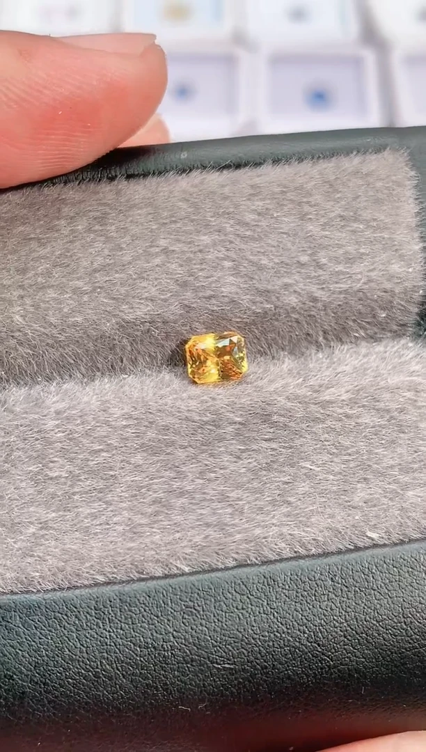 裸石蓝宝石1.08-3888天然蓝宝石