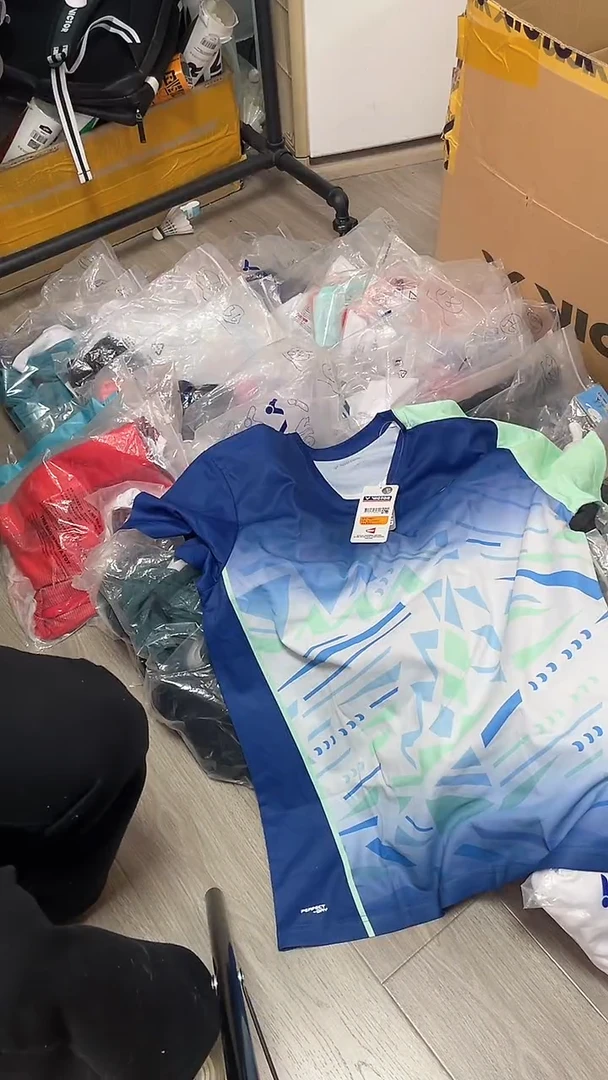 011 正品微瑕 短袖XL