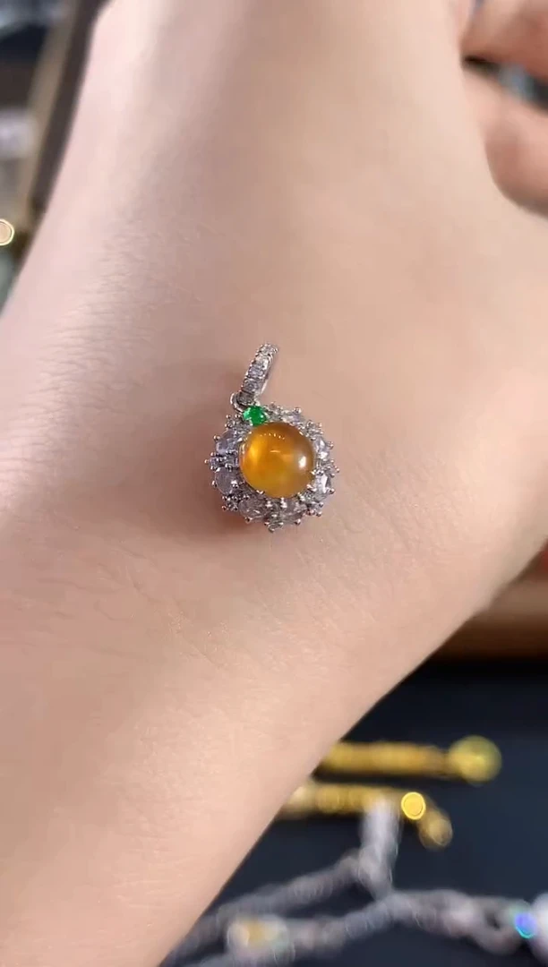 吊坠(不含链)18K金镶嵌翡翠一***子C177 定制