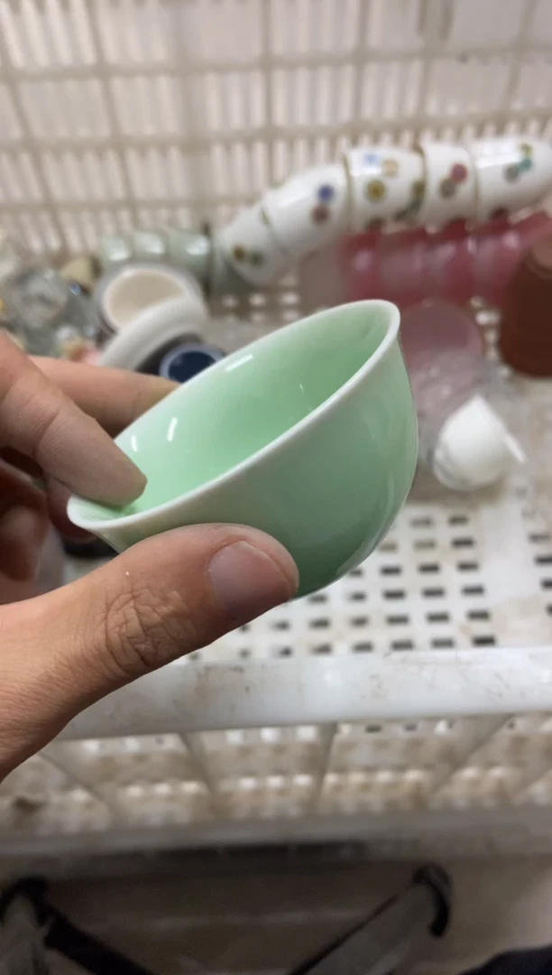 杯子瓷无运费险有瑕疵的摄影的产品有使用过的痕迹有点脏介意勿拍