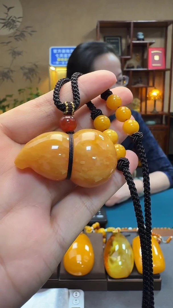 琥珀吊坠(不含链)未镶嵌天然保真蜜蜡葫芦套装（送绳子）