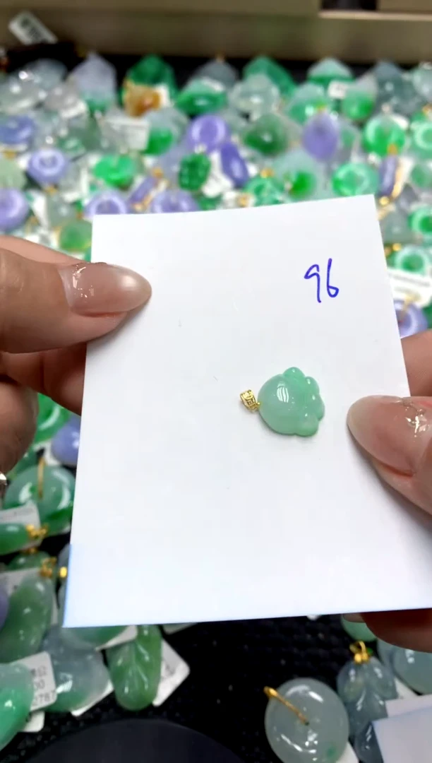 【闪购商品】翡翠颈饰18K金镶嵌111111111