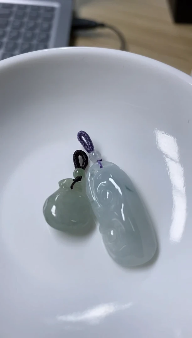 【闪购商品】翡翠颈饰未镶嵌天然缅甸翡翠A货两件套