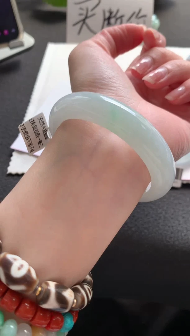 未镶嵌手镯翡翠?****欢52.5正圈买断Y3278