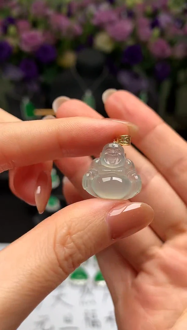 颈饰18K金镶嵌翡翠佛公