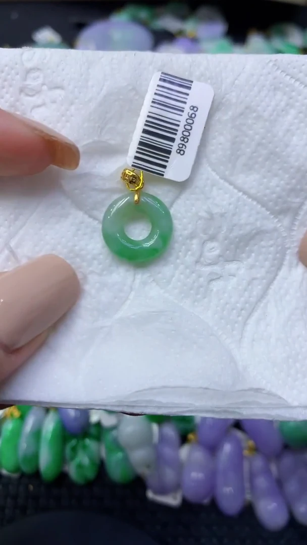 颈饰未镶嵌翡翠天然缅甸翡翠A货