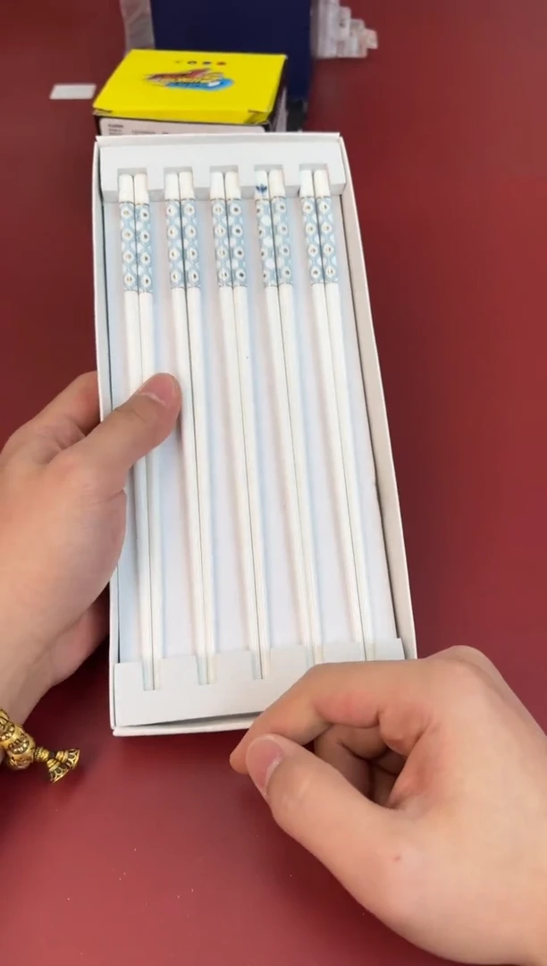 【闪购商品】瓷片新号开播全场漏@@Y346