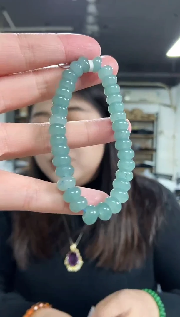 【闪购商品】翡翠手串未镶嵌多样性发其一颜色微差