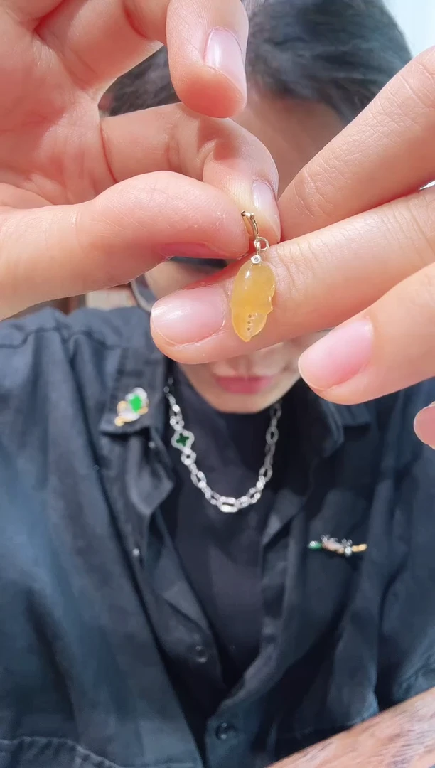 颈饰18K金镶嵌翡翠00000880