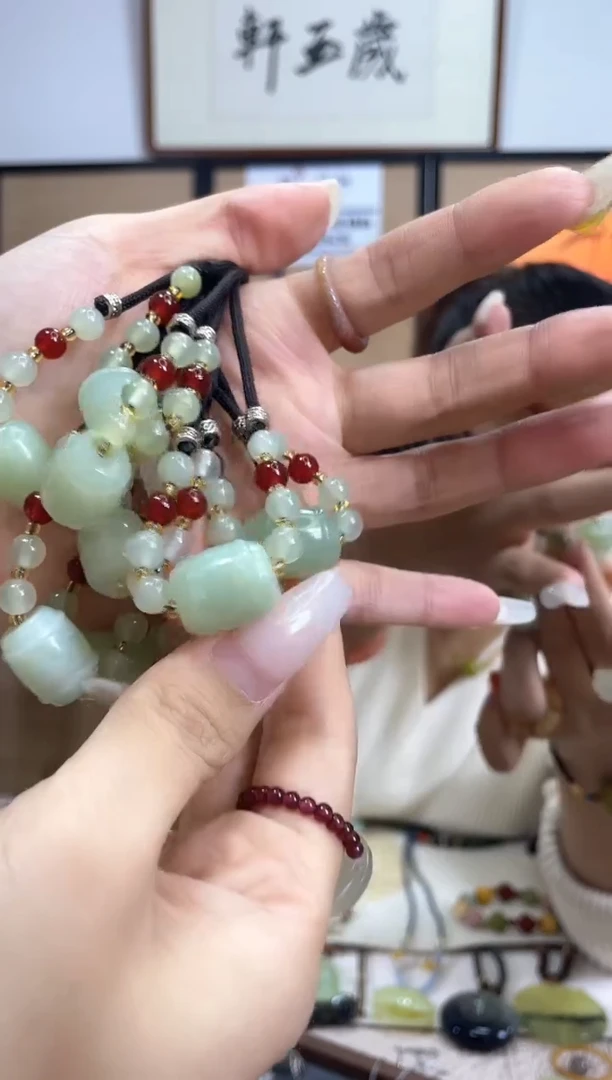 【闪购商品】岫玉吊坠未镶嵌多样性发货其中发一