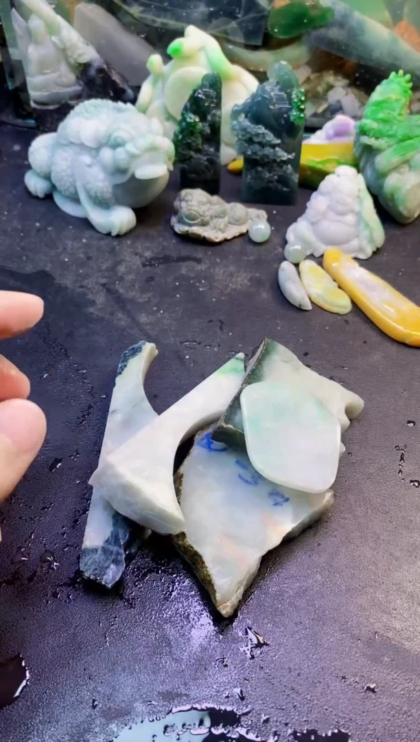 翡翠挂件未镶嵌天然翡翠044
