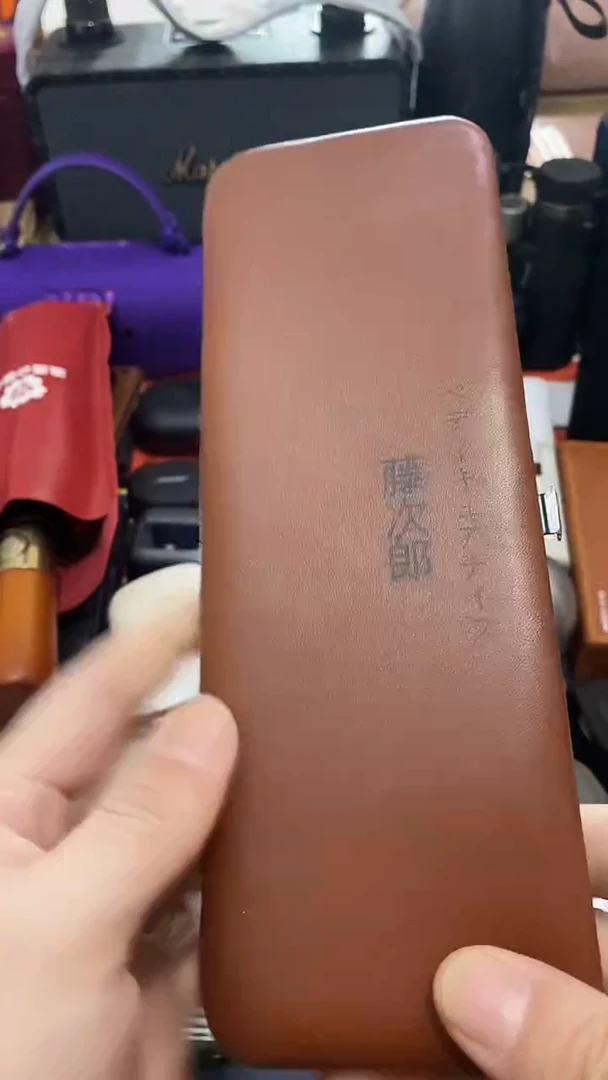 瓷片闪购商品 如图所示