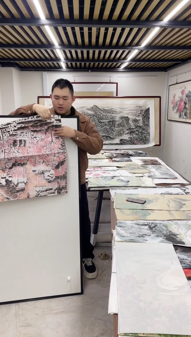 国画融易专属链接-W山H遍带证书