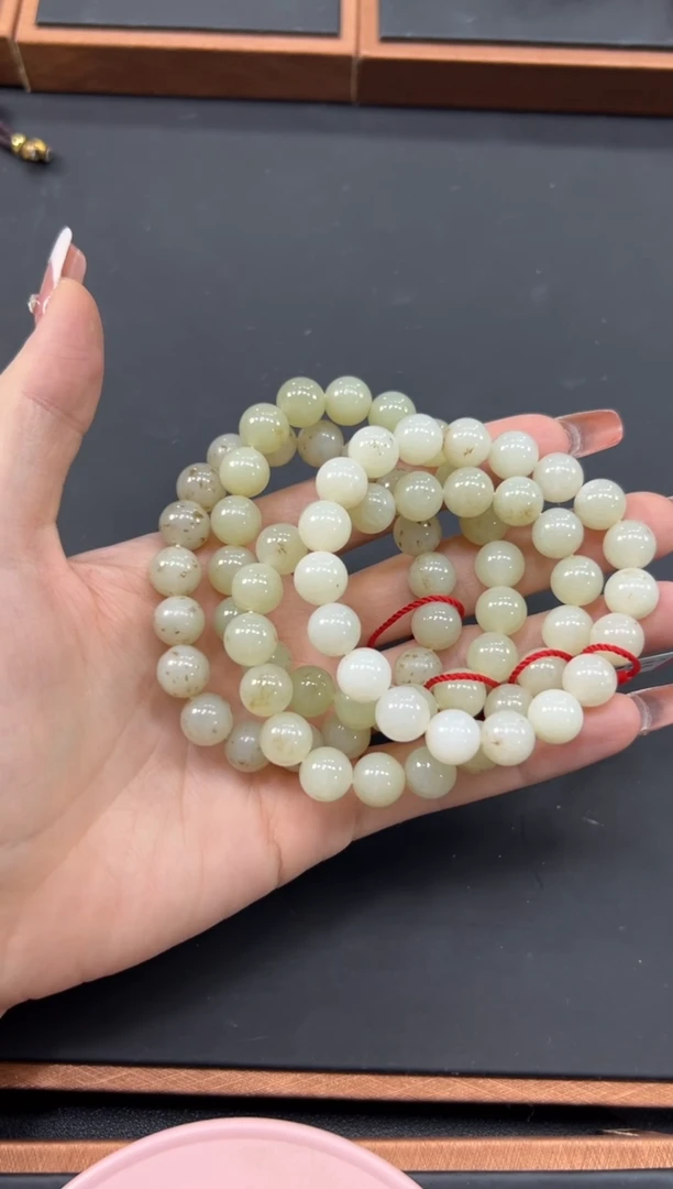 【闪购商品】和田玉手串未镶嵌且末微色差近矿卡10手串多样性发货