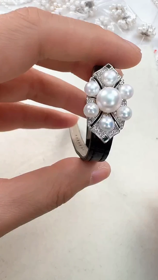 【闪购商品】淡水珍珠手镯合金手表形