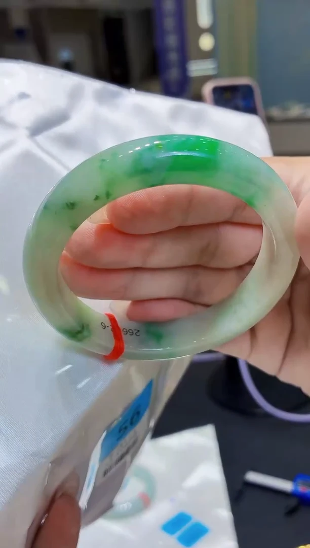 未镶嵌手镯翡翠翡翠手镯56