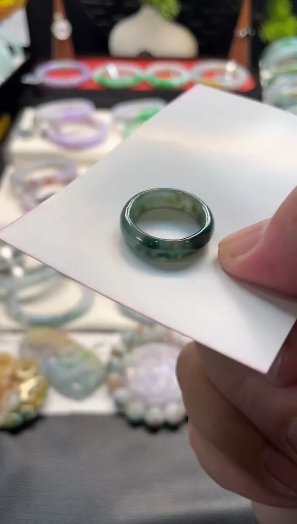 未镶嵌戒指翡翠30号链接 有纹裂1617