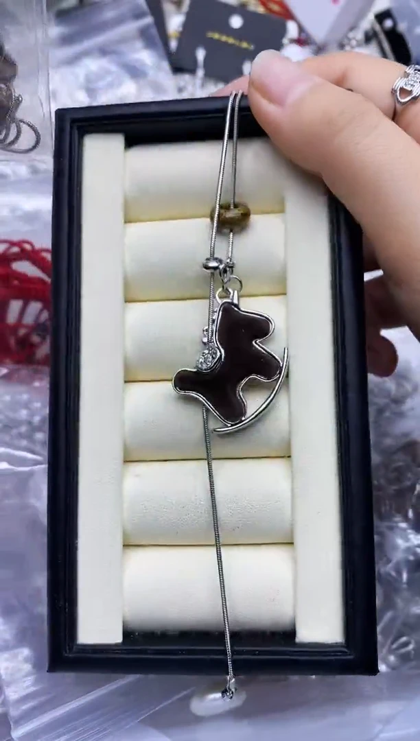 颈饰未镶嵌淡水珍珠多样性发其一