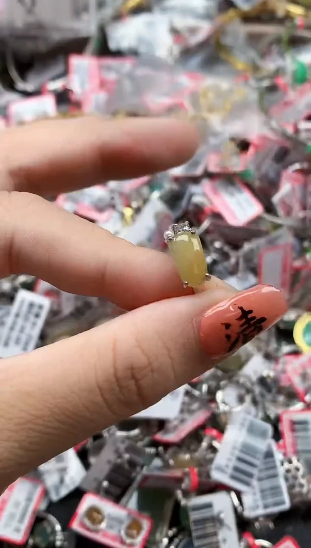 银S925镶嵌戒指翡翠天然A货缅甸翡翠