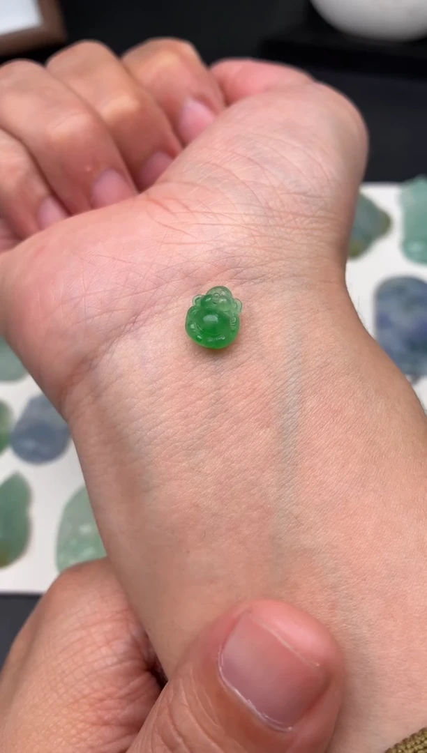 未镶嵌定制翡翠翡翠