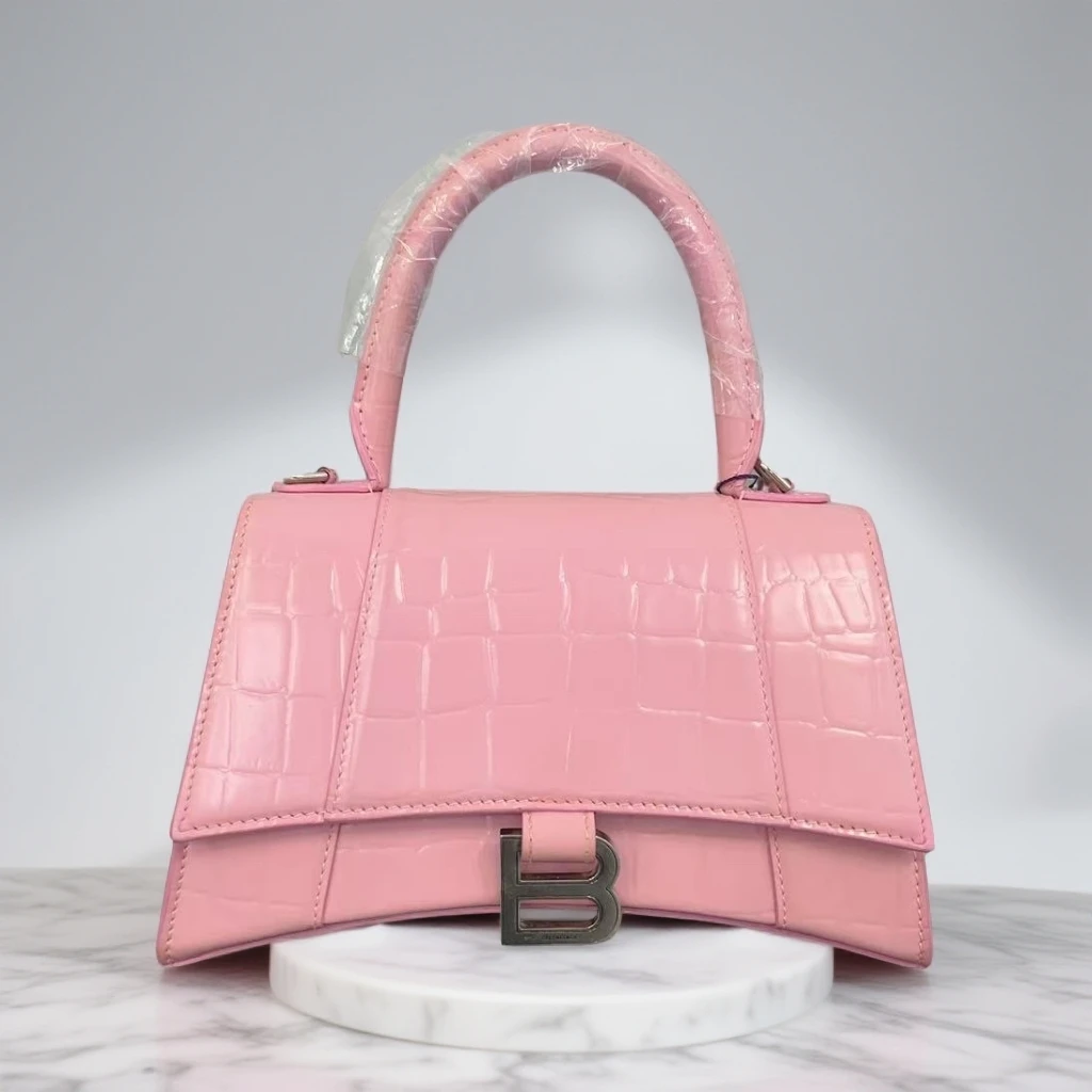 95新 Balenciaga/巴黎世家  粉色鳄压斜挎包 1813 9094