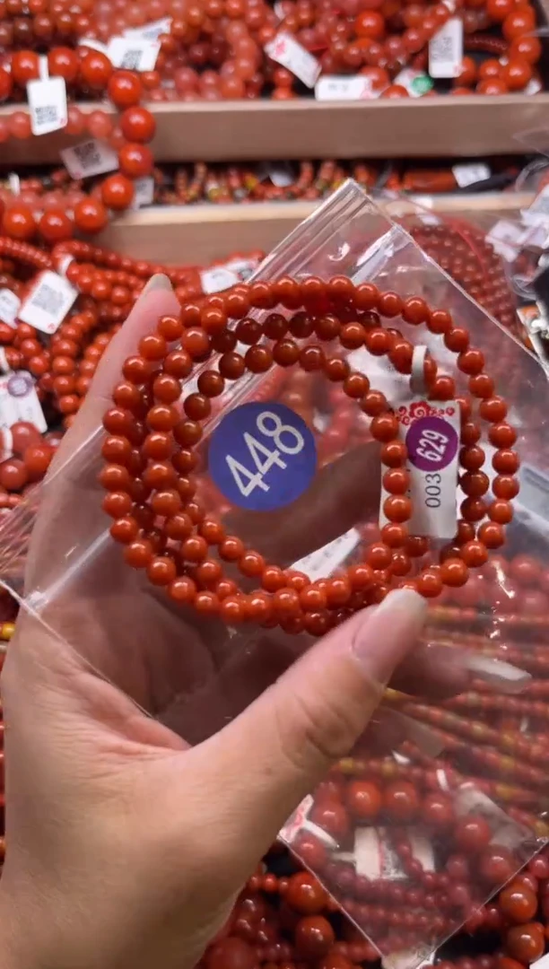 南红玛瑙未镶嵌珠宝奇石448-5