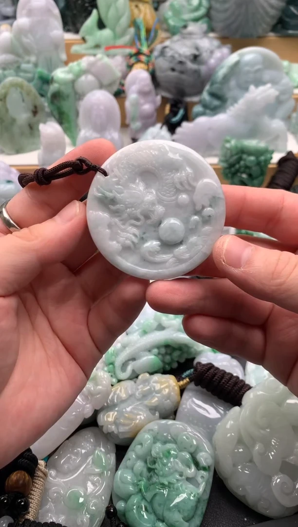 吊坠(不含链)未镶嵌翡翠1