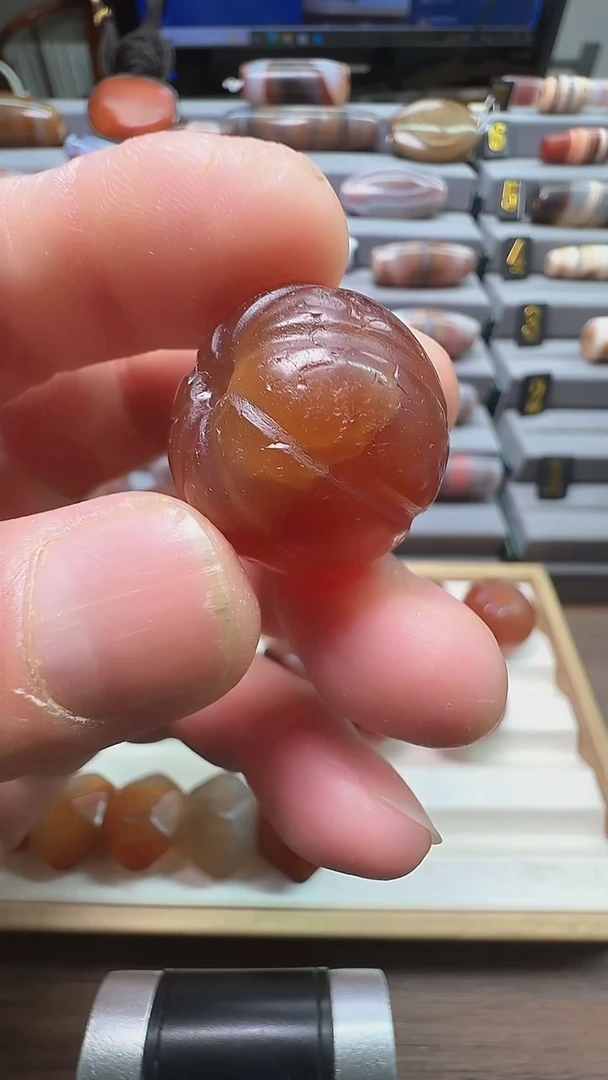 未镶嵌颈饰玛瑙/玉髓玛瑙26*22