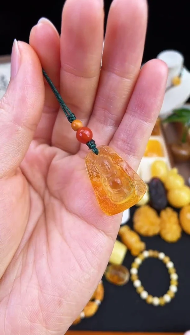 琥珀未镶嵌珠宝奇石柒月