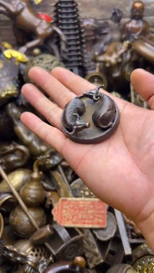 精美铜器，点击下单