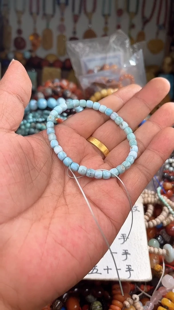 未镶嵌针钠钙石（海纹石）手链万****。 一物一拍 168139